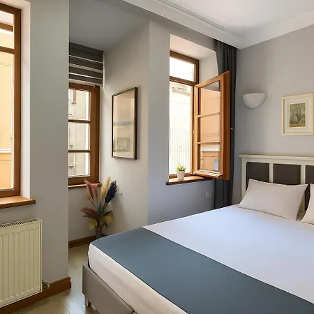 Apartahotel Perahomes Nº09 3*