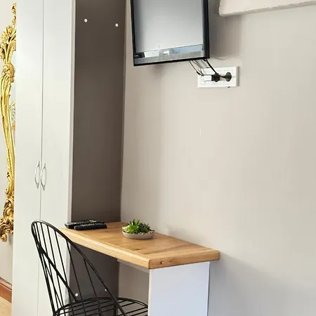 מלון דירות Perahomes Nº09 3*