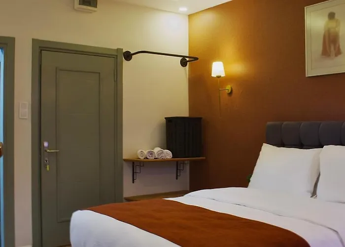 Perahomes Aparthotel 3*